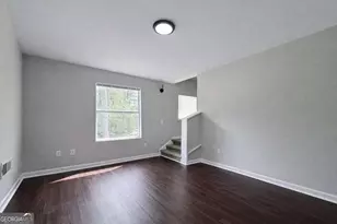 5356 Biffle Rd, Stone Mountain, GA 30088 - Photo 13