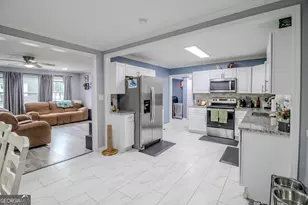 579 Lynmore Ave, Macon, GA 31206 - Photo 5