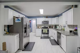 579 Lynmore Ave, Macon, GA 31206 - Photo 7