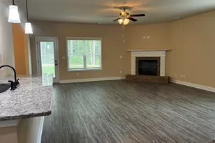 109 Armory Crk Dr, Jackson, GA 30233 - Photo 3