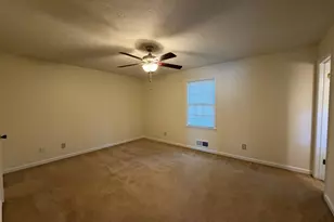 734 Marthas Dr, Lawrenceville, GA 30045 - Photo 9