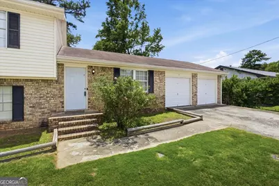 941 Cochise Trail SE, Conyers, GA 30094 - Photo 3