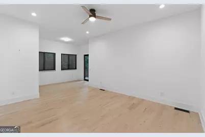 5285 Mount Vernon Parkway, Sandy Springs, GA 30327 - Photo 9