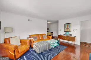 1423 E 40th St, Savannah, GA 31404 - Photo 5