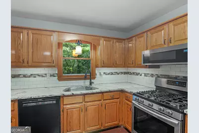 330 Lake Ridge Court, McDonough, GA 30253 - Photo 13