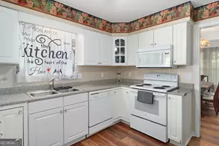 106 Oxford Cir, Rincon, GA 31326 - Photo 7