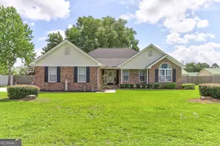 106 Oxford Cir, Rincon, GA 31326 - Photo 1