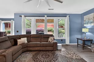 807 Edgeley Ln, Lawrenceville, GA 30044 - Photo 33