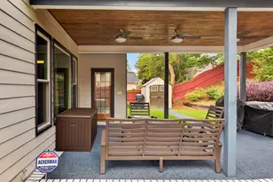 807 Edgeley Ln, Lawrenceville, GA 30044 - Photo 15