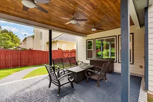 807 Edgeley Ln, Lawrenceville, GA 30044 - Photo 3