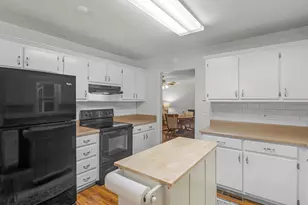 570 Woodstown Rd, McDonough, GA 30252 - Photo 9