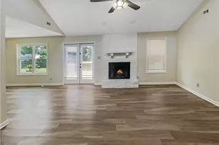 8883 Peppertree Dr, Jonesboro, GA 30238 - Photo 5