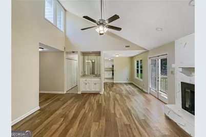 8883 Peppertree Drive, Jonesboro, GA 30238 - Photo 3