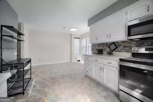 8883 Peppertree Dr, Jonesboro, GA 30238 - Photo 25