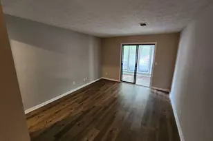 9400 Roberts Dr, Sandy Springs, GA 30350 - Photo 13