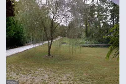 4388 Bowman Way, Snellville, GA 30039 - Photo 11