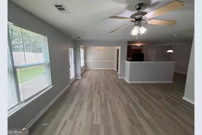7279 Laurel Creek Drive, Stockbridge, GA 30281 - Photo 7