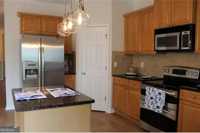 2059 Liberty Court NW, Atlanta, GA 30318 - Photo 3