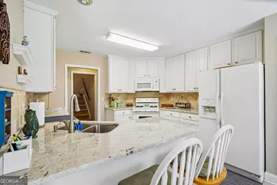 1404 Shingle Way, McDonough, GA 30252 - Photo 15
