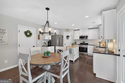 5912 Park Bay Court, Flowery Branch, GA 30542 - Photo 15