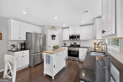 5912 Park Bay Court, Flowery Branch, GA 30542 - Photo 19
