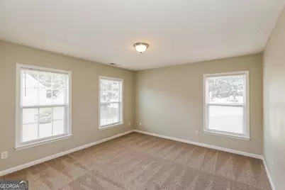 8931 Crestview Circle, Union City, GA 30291 - Photo 17