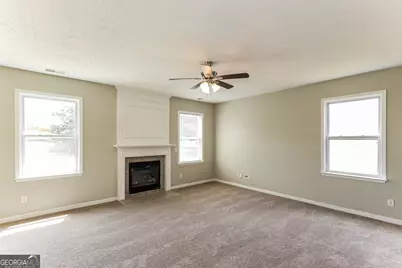 8931 Crestview Circle, Union City, GA 30291 - Photo 7