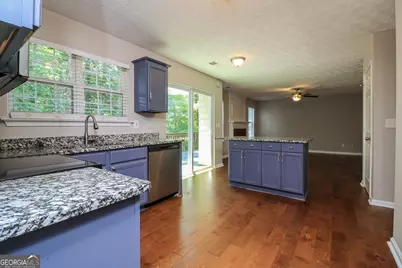 3264 Ashgrove Lane SW, Marietta, GA 30008 - Photo 9