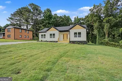 4621 Ashmore Drive, Forest Park, GA 30297 - Photo 5