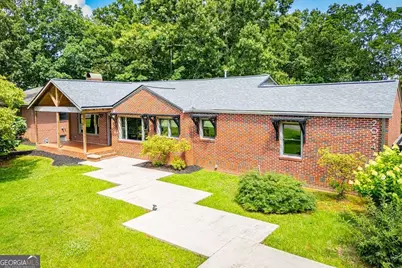 2024 Maple Street, Carrollton, GA 30117 - Photo 3