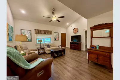 323 Giles Road, Byron, GA 31008 - Photo 3
