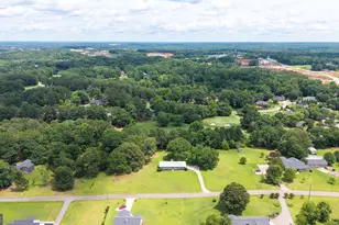 1090 Kenway Dr, Watkinsville, GA 30677 - Photo 5