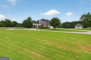 2835 Wallace Rd, Buford, GA 30519 - Photo 7