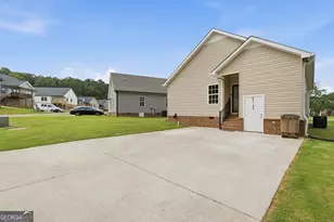 405 Coahulla Creek Dr, Dalton, GA 30721 - Photo 27