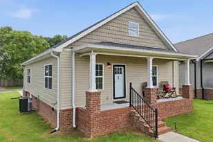 405 Coahulla Creek Dr, Dalton, GA 30721 - Photo 1