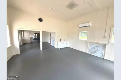 215 E Main Street, Swainsboro, GA 30401 - Photo 5