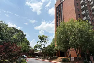 300 Johnson Ferry Road NE, Atlanta, GA 30328 - Photo 17