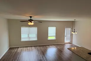 7893 Rock Rose Ln, Fairburn, GA 30213 - Photo 5