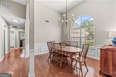 4652 Devencrest Lane, Buford, GA 30519 - Photo 9
