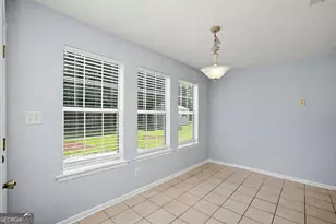 165 Crescent Cir, Newnan, GA 30265 - Photo 15