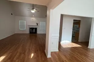 165 Crescent Cir, Newnan, GA 30265 - Photo 11