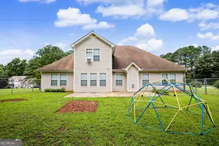 165 Crescent Cir, Newnan, GA 30265 - Photo 39