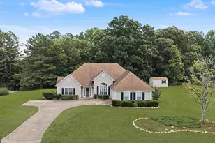 165 Crescent Cir, Newnan, GA 30265 - Photo 37