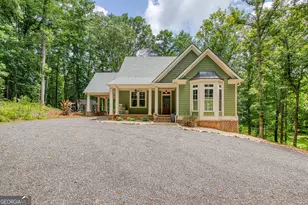 195 Buckeye Farms Dr, Moreland, GA 30259 - Photo 1