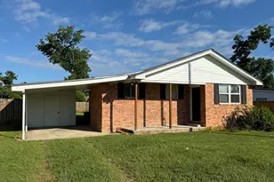 126 Tammy Dr, Swainsboro, GA 30401 - Photo 1