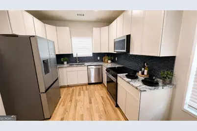 445 Sunset Avenue NW, Atlanta, GA 30318 - Photo 13