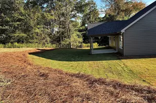 6376 Brockton Loop, Jefferson, GA 30549 - Photo 11