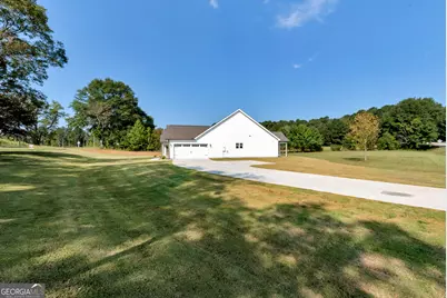 6376 Brockton Loop, Jefferson, GA 30549 - Photo 5