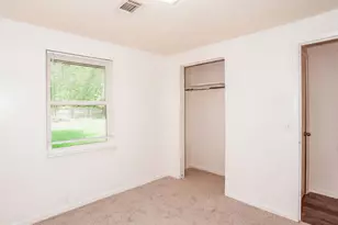 733 Sutton St, Jesup, GA 31545 - Photo 13