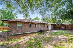 733 Sutton St, Jesup, GA 31545 - Photo 39